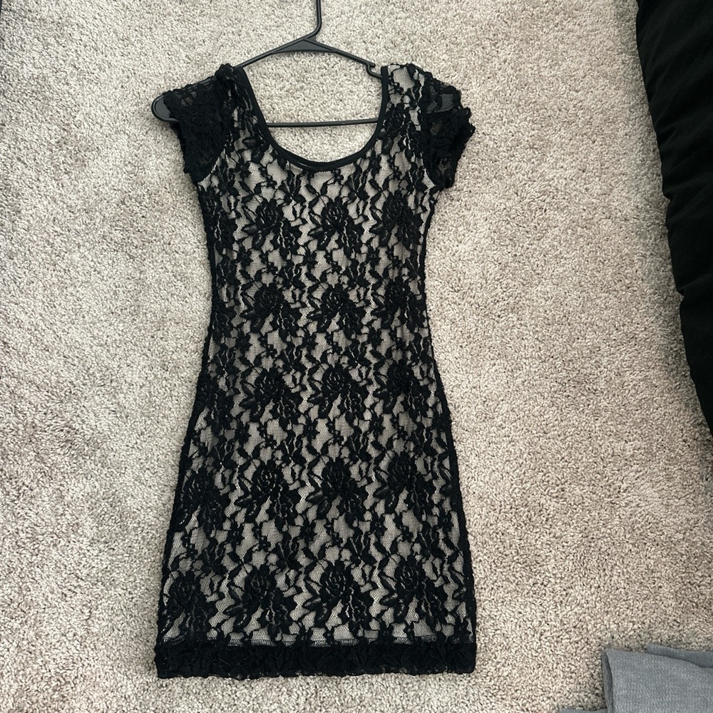 Elegant Black Lace Dress